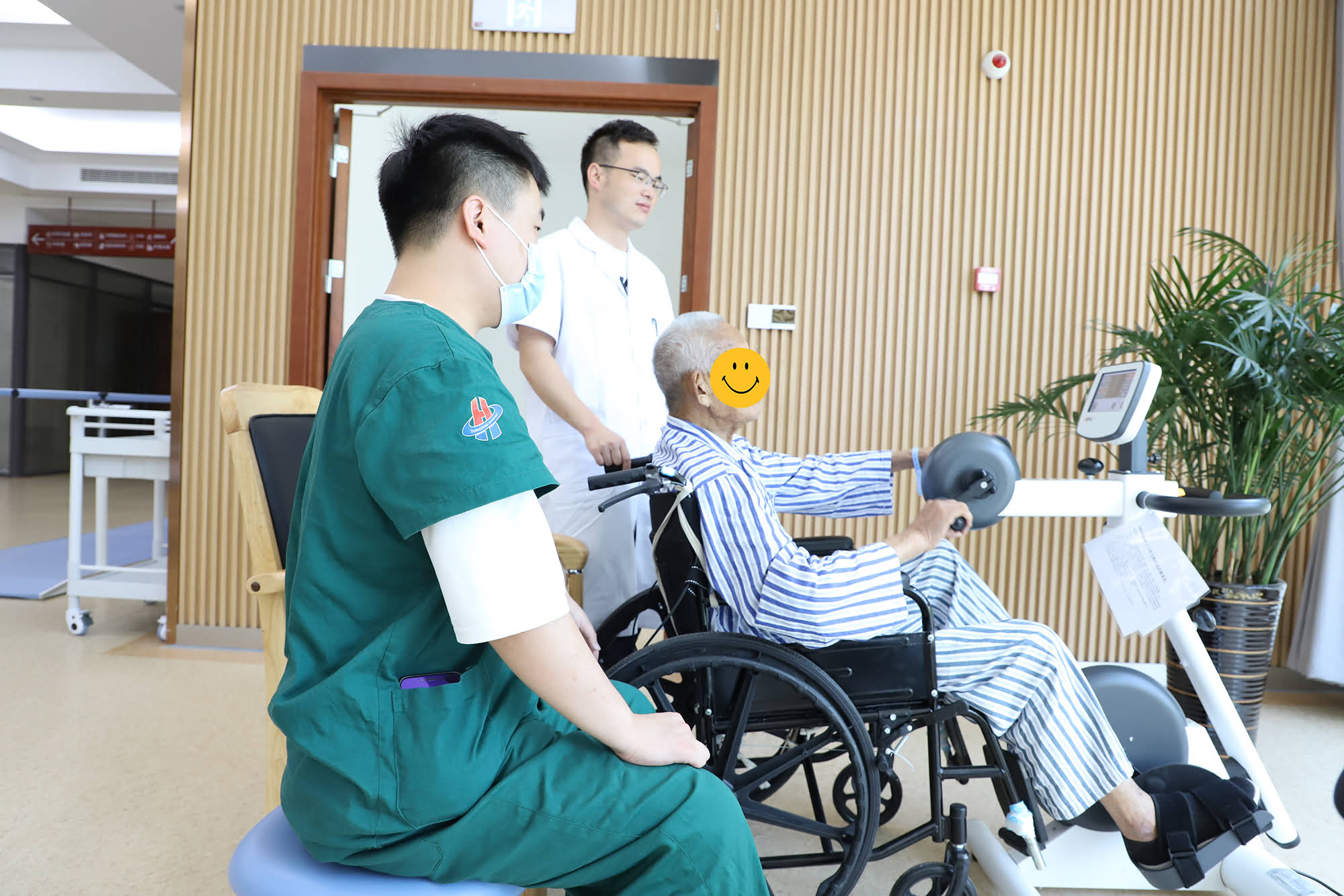 【走进康复】杭州东方华康康复医院专注康复，再筑健康